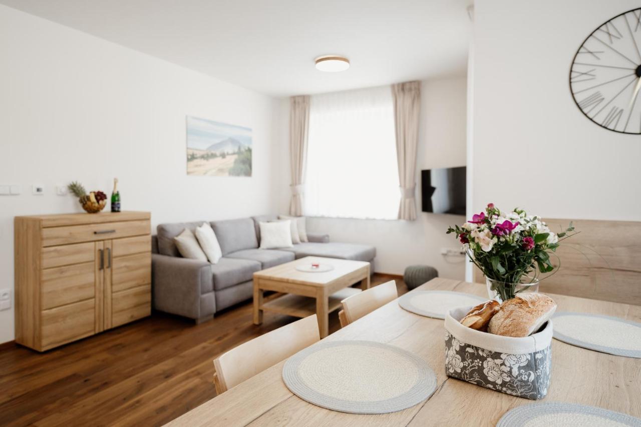 Apartmany Horska, วัลคาบี ภายนอก รูปภาพ